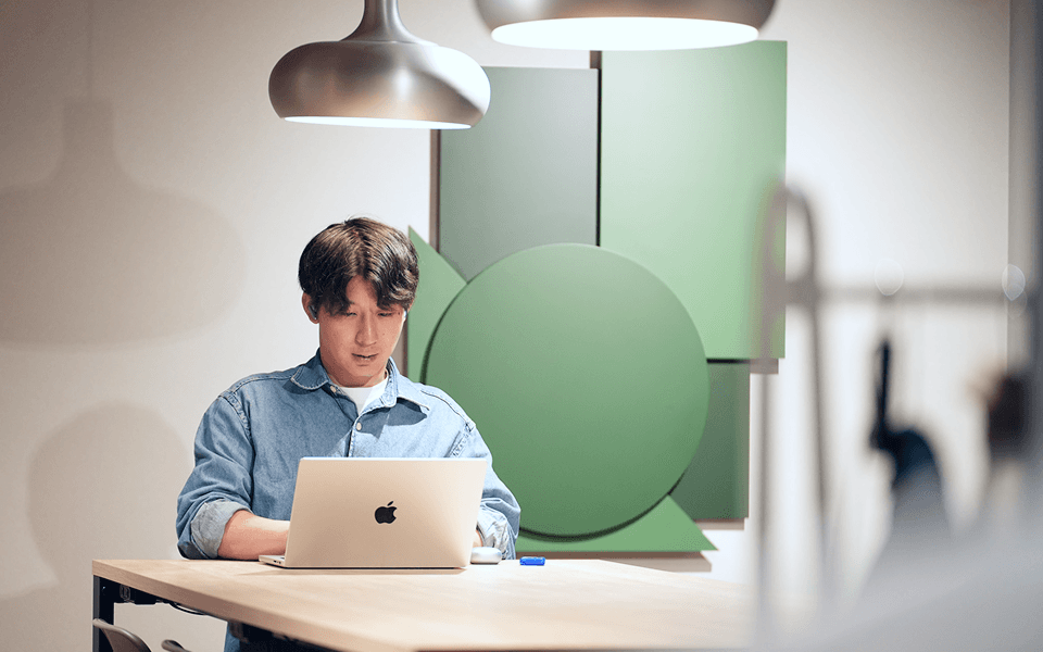 カルーセル1枚目